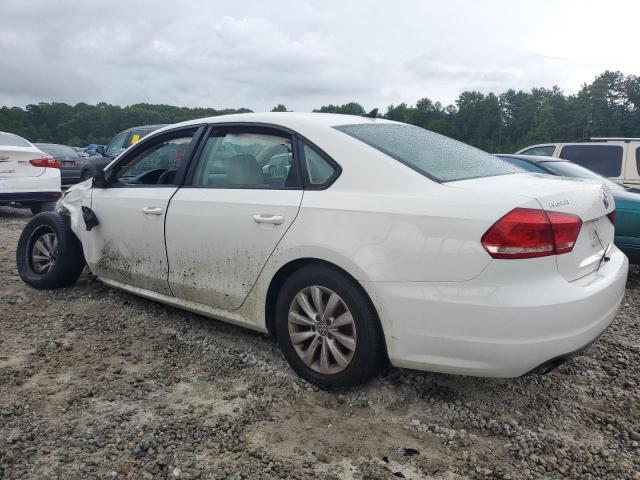 1VWAH7A38DC144640 - 2013 VOLKSWAGEN PASSAT S WHITE photo 2