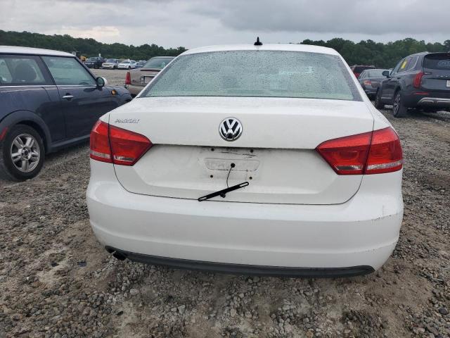 1VWAH7A38DC144640 - 2013 VOLKSWAGEN PASSAT S WHITE photo 6