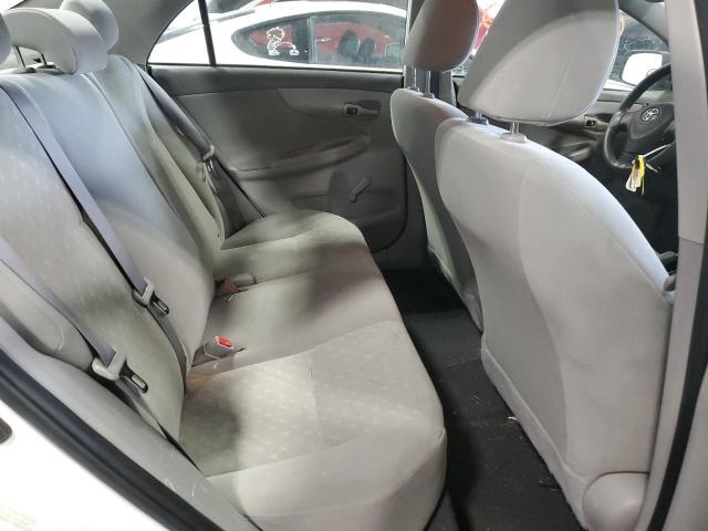1NXBU4EE8AZ240590 - 2010 TOYOTA COROLLA BASE WHITE photo 6