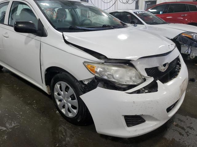 1NXBU4EE8AZ240590 - 2010 TOYOTA COROLLA BASE WHITE photo 9