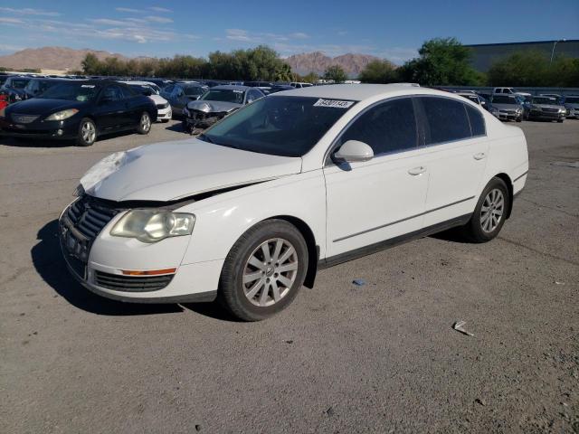 WVWJK73C58E187554 - 2008 VOLKSWAGEN PASSAT TURBO WHITE photo 1