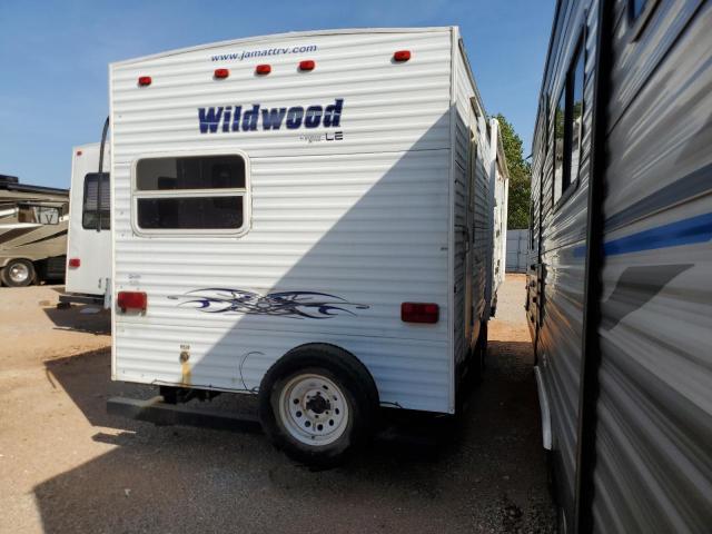 4X4TWDE229A243307 - 2009 WILDWOOD TRAILER WHITE photo 4