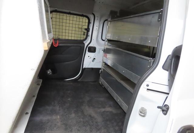 ZFBHRFBB7M6V74207 - 2021 RAM PROMASTER SLT WHITE photo 6