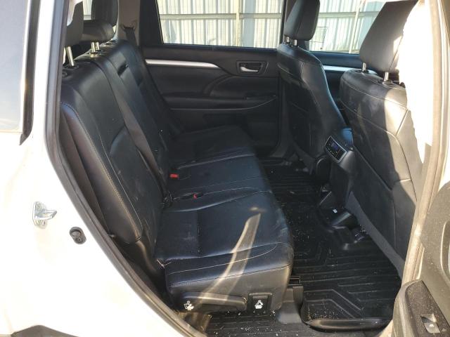 5TDKKRFH5FS065761 - 2015 TOYOTA HIGHLANDER XLE WHITE photo 10