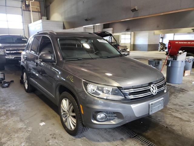 2012 VOLKSWAGEN TIGUAN S, 