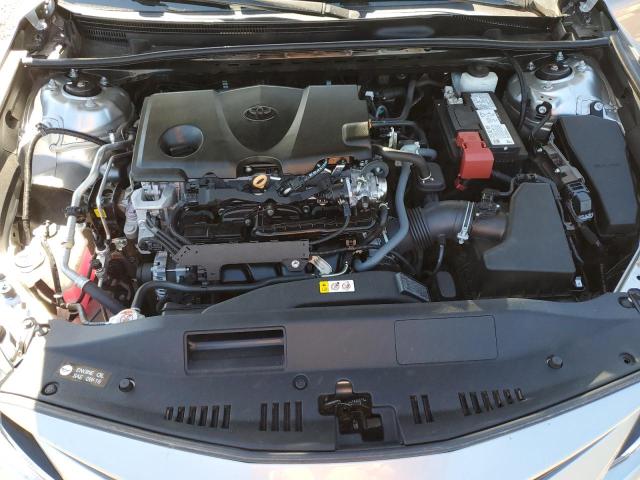 4T1C11AK3NU676566 - 2022 TOYOTA CAMRY LE ვერცხლისფერი ფოტო 11