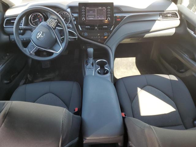 4T1C11AK3NU676566 - 2022 TOYOTA CAMRY LE ვერცხლისფერი ფოტო 8