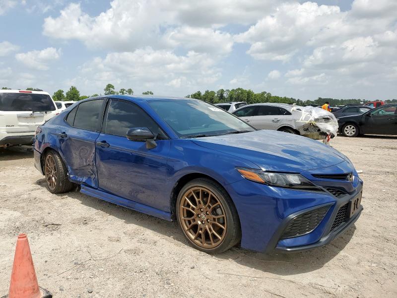 4T1T11BK1PU093205 - 2023 TOYOTA CAMRY SE NIGHT SHADE BLUE photo 4