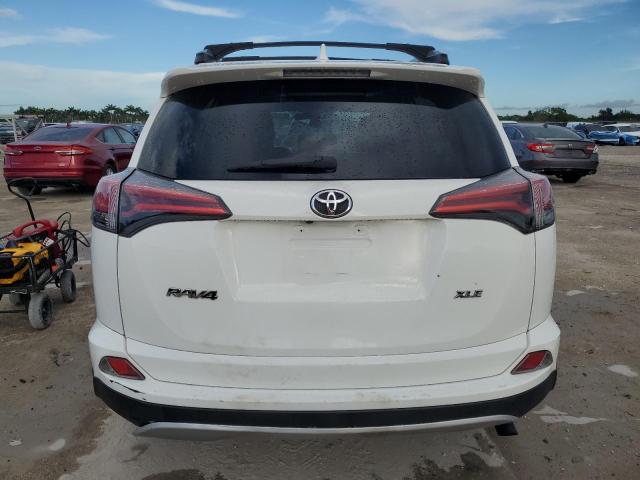 2T3WFREV5HW337126 - 2017 TOYOTA RAV4 XLE WHITE photo 6