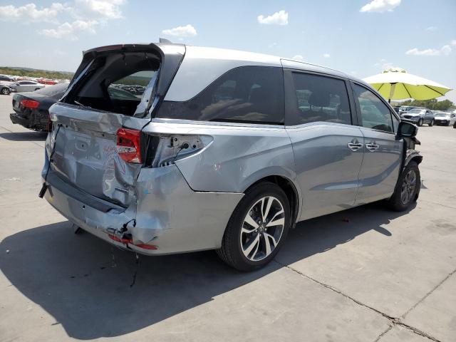 5FNRL6H84PB017469 - 2023 HONDA ODYSSEY TOURING SILVER photo 3