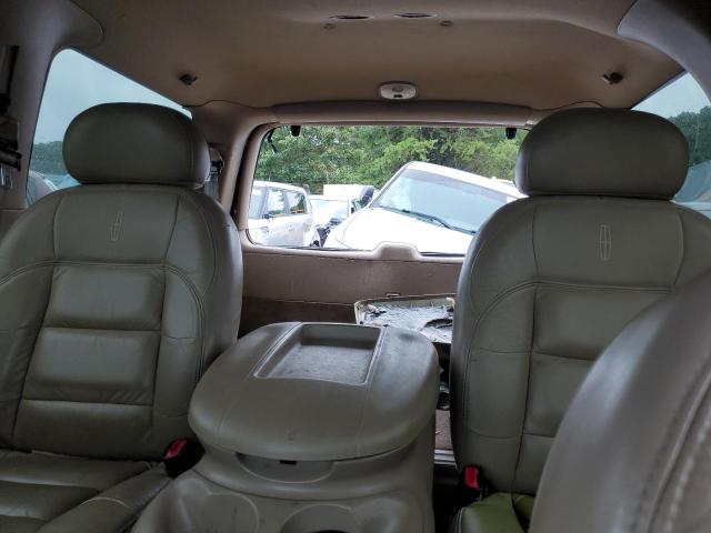 5LMPU28L7WLJ28006 - 1998 LINCOLN NAVIGATOR შავი ფოტო 10