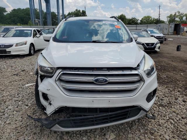 1FMCU0GD2JUD14541 - 2018 FORD ESCAPE SE 白色 照片 5