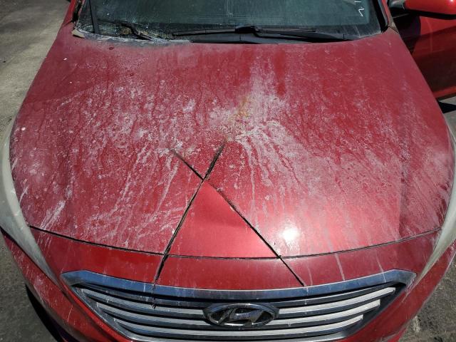 5NPE24AF2HH503635 - 2017 HYUNDAI SONATA SE RED photo 11