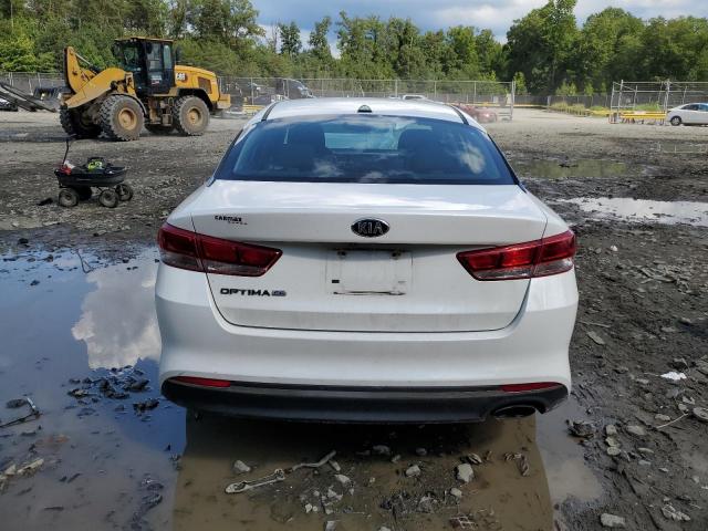 KNAGT4L3XG5076936 - 2016 KIA OPTIMA LX WHITE photo 6