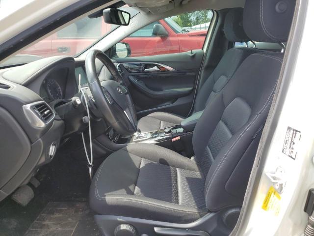 SJKCH5CP4JA045950 - 2018 INFINITI QX30 BASE Սպիտակ լուսանկար 7