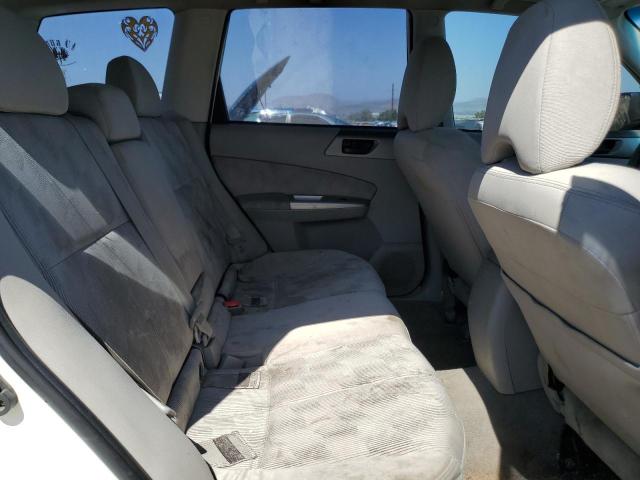 JF2SH6BC5AH900344 - 2010 SUBARU FORESTER XS Blanc photo 10