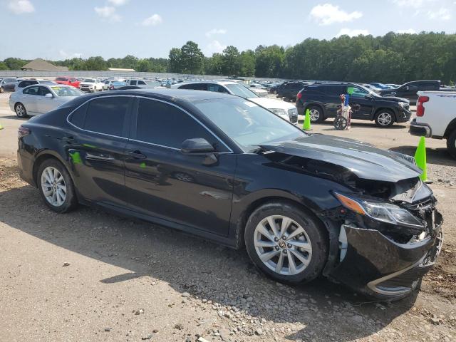 4T1C11AK2NU630873 - 2022 TOYOTA CAMRY LE BLACK photo 4