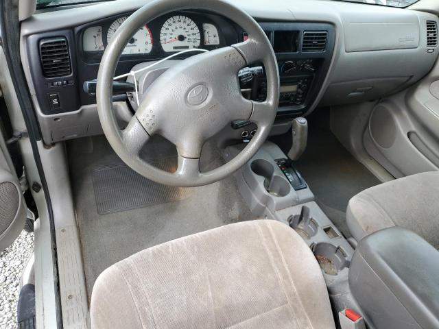 5TEGN92N92Z110996 - 2002 TOYOTA TACOMA DOUBLE CAB PRERUNNER SILVER photo 8