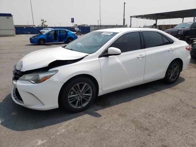 4T1BF1FK4HU290295 - 2017 TOYOTA CAMRY LE WHITE photo 1