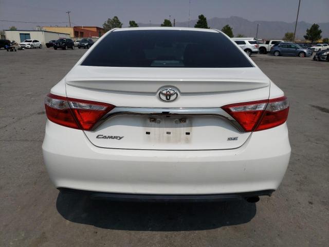 4T1BF1FK4HU290295 - 2017 TOYOTA CAMRY LE WHITE photo 6