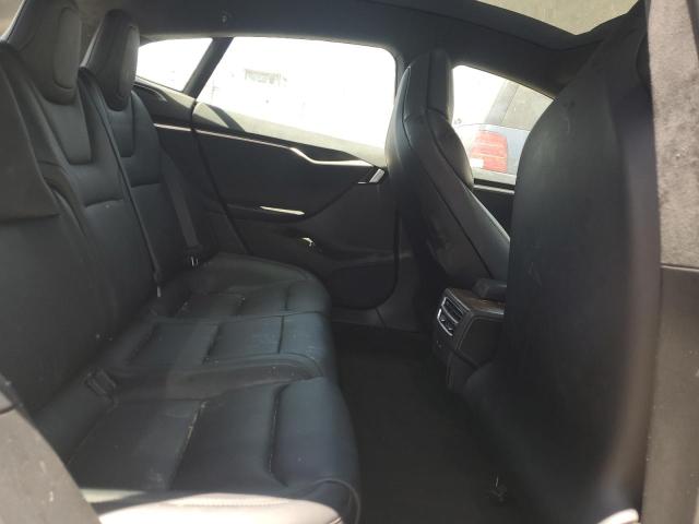 5YJSA1E27HF213255 - 2017 TESLA MODEL S Weiß Foto 10