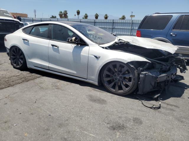 5YJSA1E27HF213255 - 2017 TESLA MODEL S Weiß Foto 4