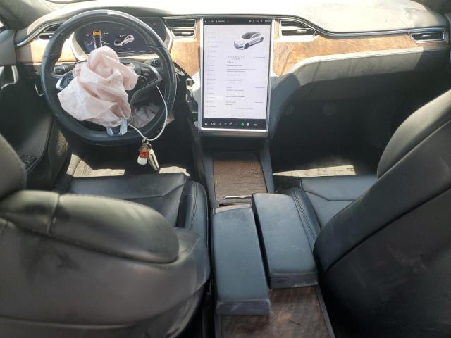 5YJSA1E27HF213255 - 2017 TESLA MODEL S Weiß Foto 8