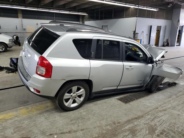 1C4NJCBA1CD601036 - 2012 JEEP COMPASS SPORT ვერცხლისფერი ფოტო 3