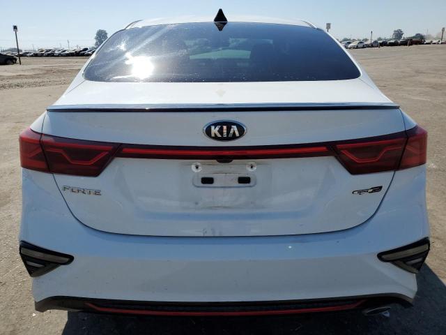 3KPF34AD2ME326762 - 2021 KIA FORTE GT LINE WHITE photo 6