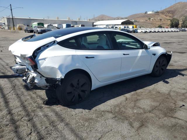5YJ3E1EA4SF020679 - 2025 TESLA MODEL 3 WHITE photo 3