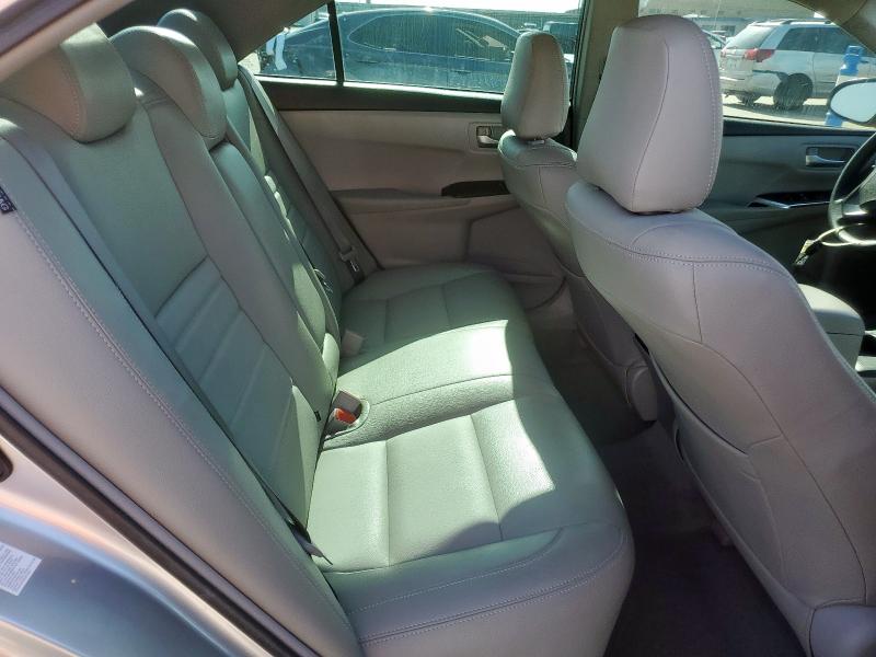 4T1BF1FK3HU443295 - 2017 TOYOTA CAMRY LE SILVER photo 10