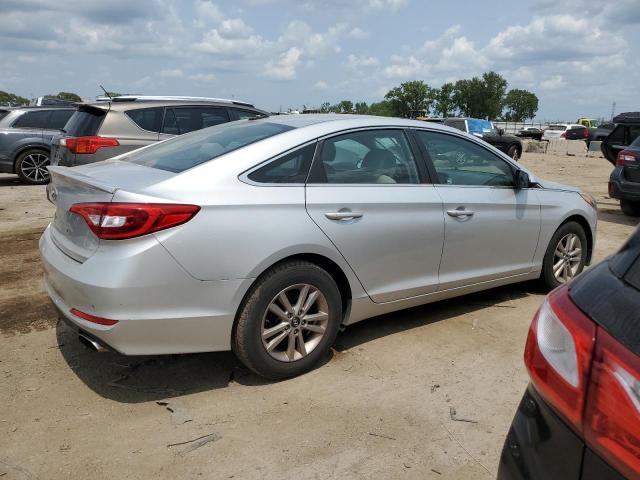 5NPE24AF3HH446166 - 2017 HYUNDAI SONATA SE SILVER photo 3