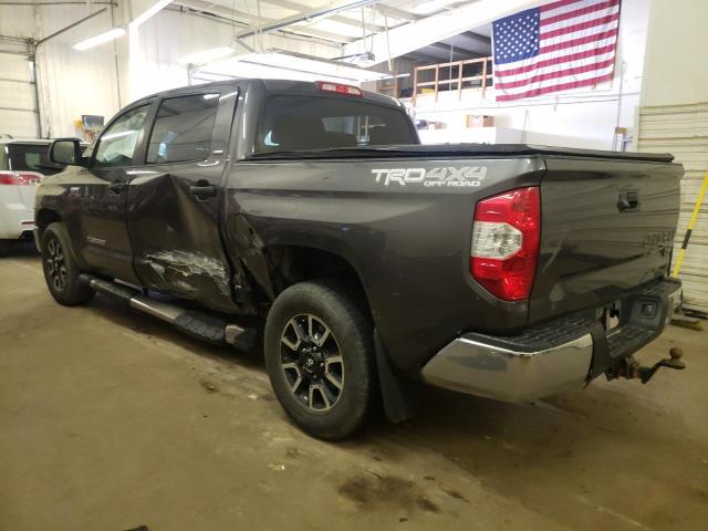 5TFDW5F10FX476407 - 2015 TOYOTA TUNDRA CREWMAX SR5 BLACK photo 2