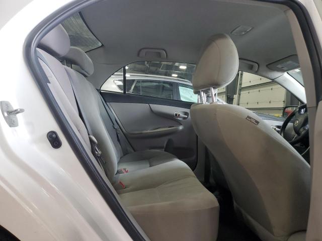 2T1BU4EE1DC945477 - 2013 TOYOTA COROLLA BASE თეთრი ფოტო 10