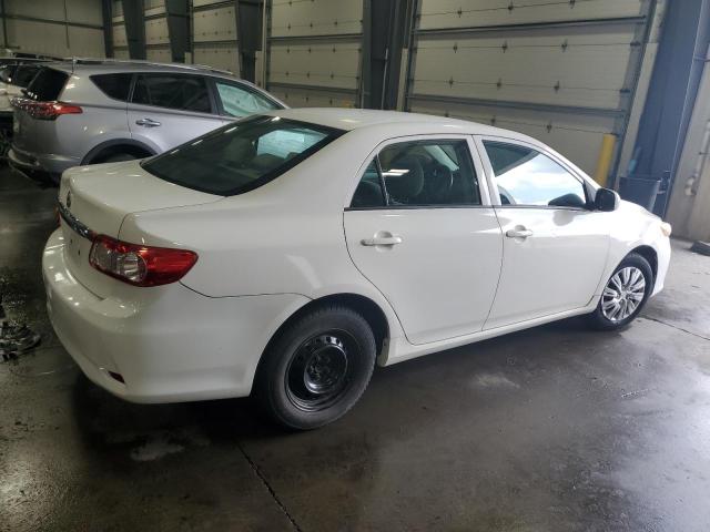 2T1BU4EE1DC945477 - 2013 TOYOTA COROLLA BASE თეთრი ფოტო 3