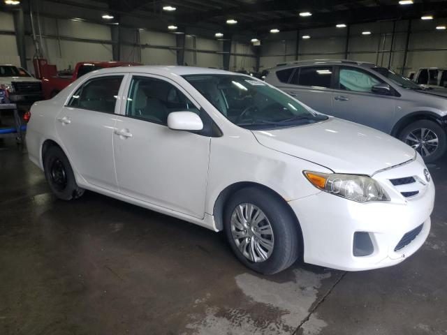 2T1BU4EE1DC945477 - 2013 TOYOTA COROLLA BASE თეთრი ფოტო 4