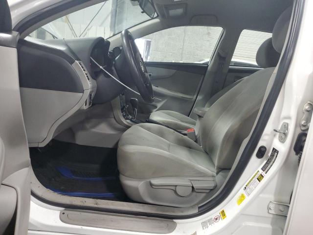 2T1BU4EE1DC945477 - 2013 TOYOTA COROLLA BASE თეთრი ფოტო 7