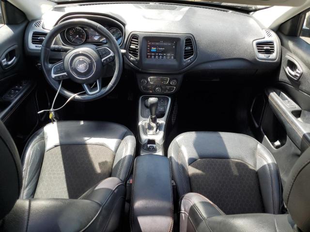 3C4NJDBB7LT228643 - 2020 JEEP COMPASS LATITUDE Grau Foto 8