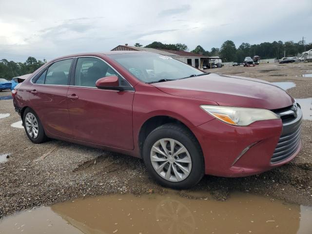 4T1BF1FK9HU790274 - 2017 TOYOTA CAMRY LE RED photo 4