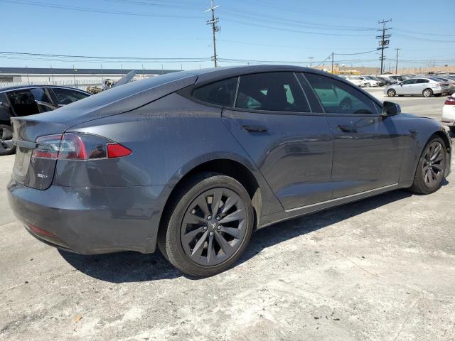 5YJSA1E25JF247944 - 2018 TESLA MODEL S Մոխրագույն լուսանկար 3