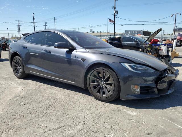 5YJSA1E25JF247944 - 2018 TESLA MODEL S Մոխրագույն լուսանկար 4