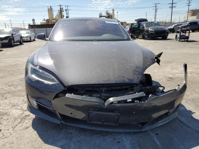 5YJSA1E25JF247944 - 2018 TESLA MODEL S Մոխրագույն լուսանկար 5