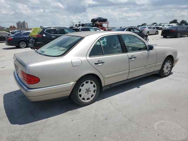 WDBJF65H2XA796192 - 1999 MERCEDES-BENZ E 320 TAN photo 3