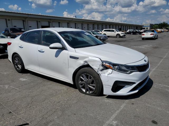 5XXGT4L31KG374430 - 2019 KIA OPTIMA LX თეთრი ფოტო 4