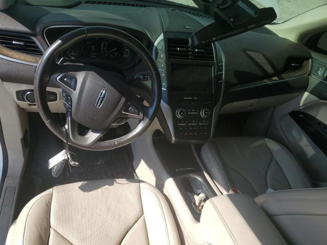 5LMTJ3DH5KUL11794 - 2019 LINCOLN MKC RESERVE Білий фото 8