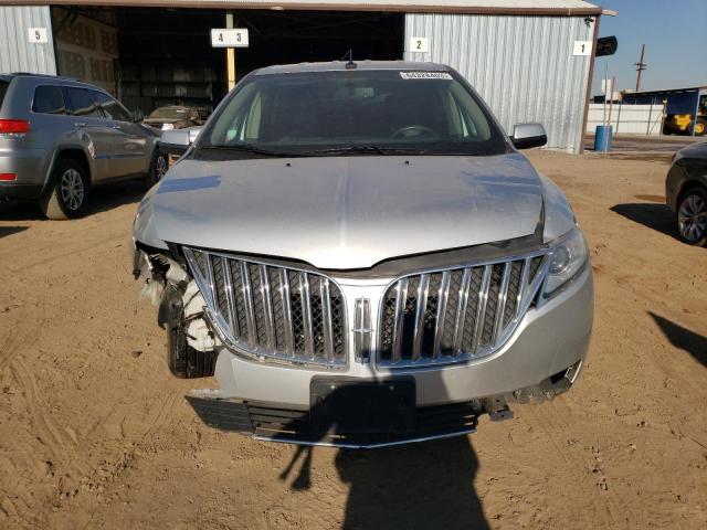 2LMDJ6JK7EBL04207 - 2014 LINCOLN MKX SILVER photo 5