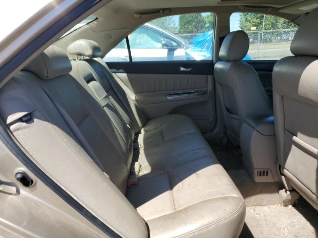 JTDBF30K420017591 - 2002 TOYOTA CAMRY LE 金色 照片 10