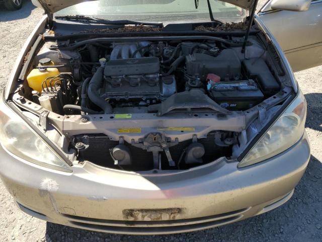 JTDBF30K420017591 - 2002 TOYOTA CAMRY LE 金色 照片 11