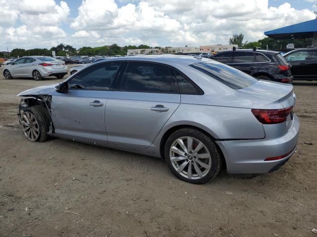 WAUKMAF49JA211901 - 2018 AUDI A4 PREMIUM SILVER photo 2