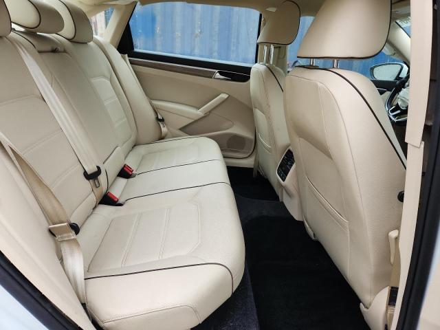 1VWBA7A32JC017094 - 2018 VOLKSWAGEN PASSAT SE Սպիտակ լուսանկար 10